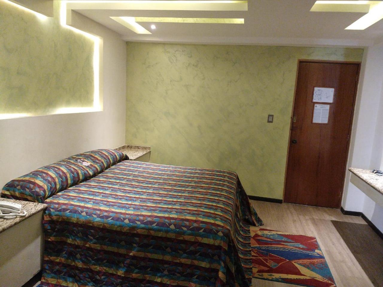 Hotel Siesta Del Sur Мехико Экстерьер фото