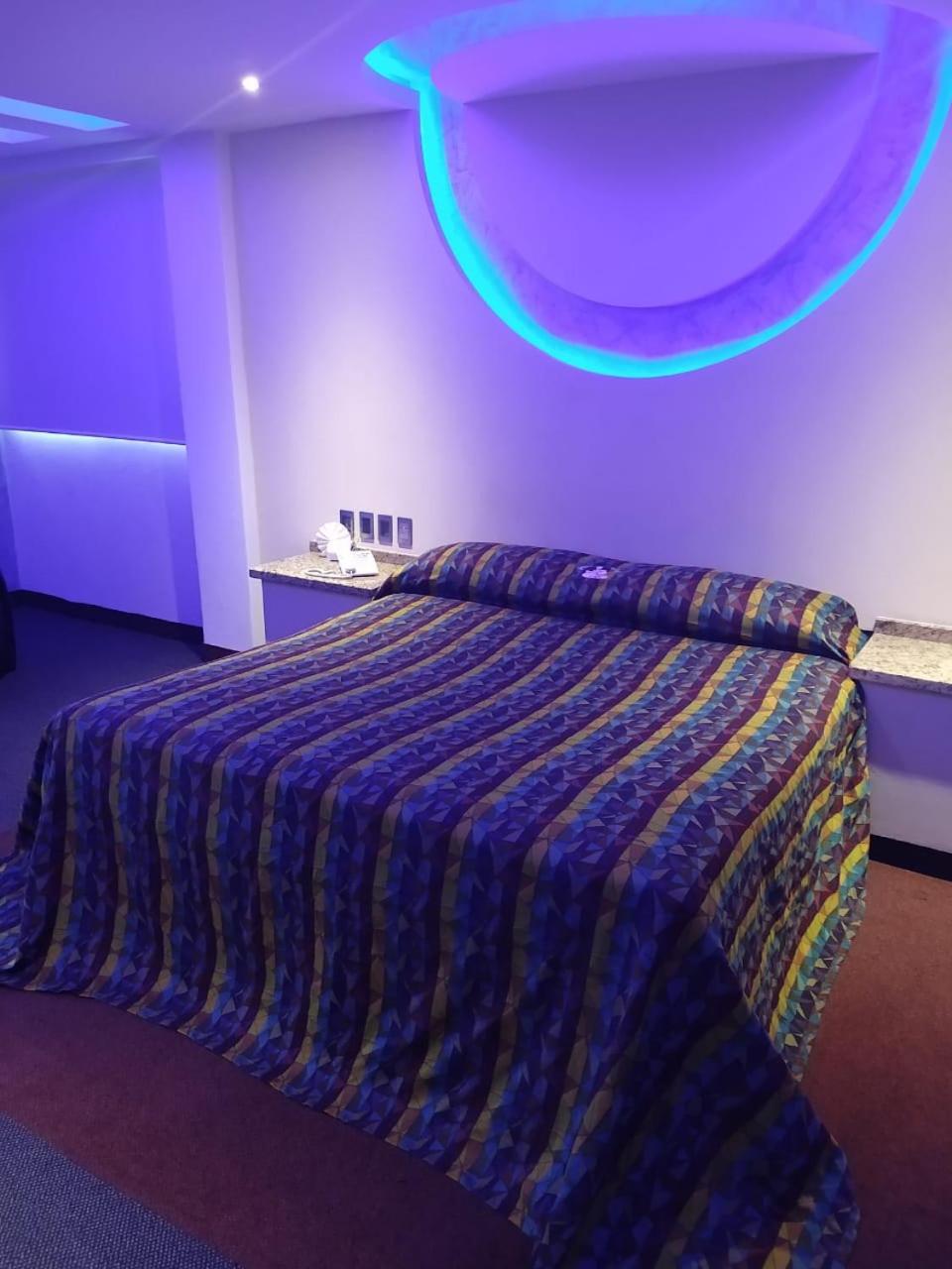 Hotel Siesta Del Sur Мехико Экстерьер фото